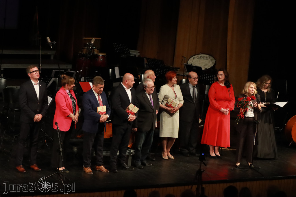 Fotorelacja I: Artyści Miastu - 110 lat Zawiercia. Koncert w Mok Zawiercie