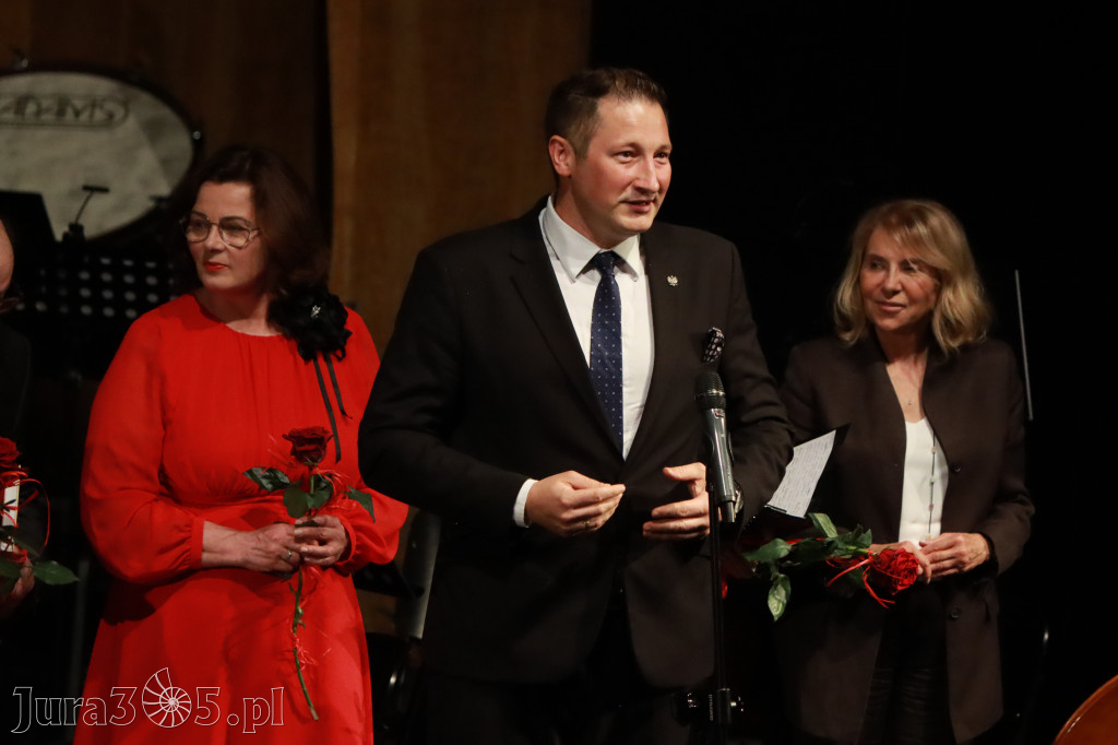 Fotorelacja I: Artyści Miastu - 110 lat Zawiercia. Koncert w Mok Zawiercie