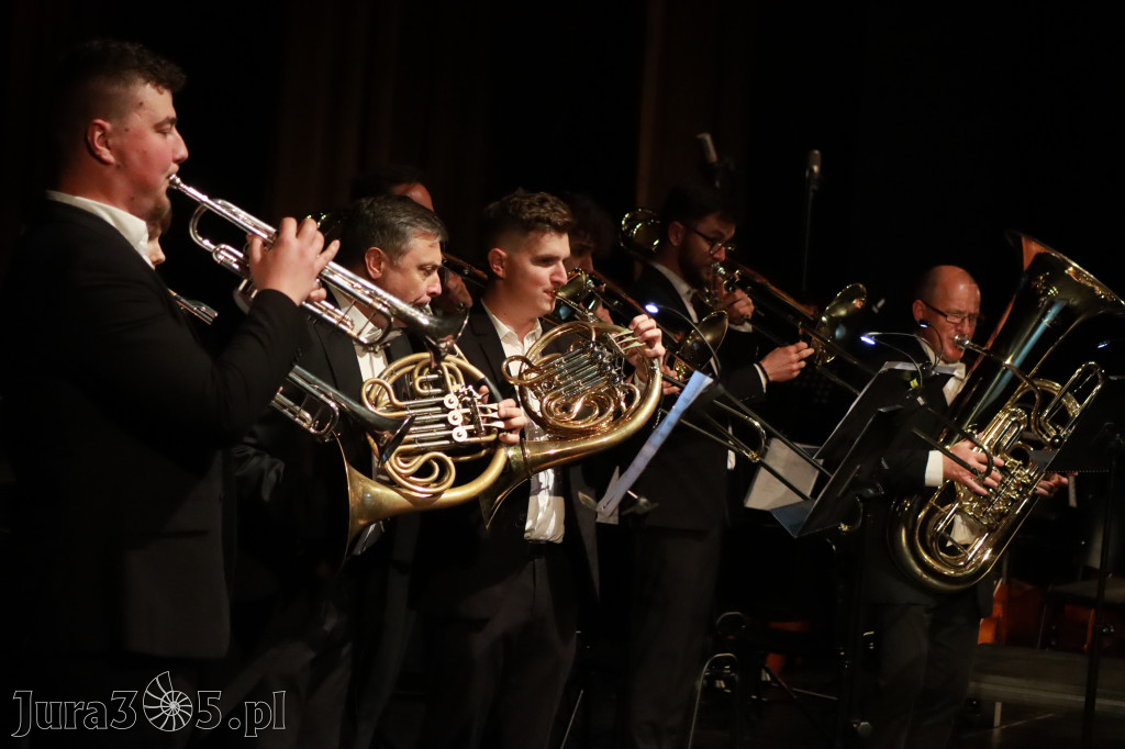 Fotorelacja I: Artyści Miastu - 110 lat Zawiercia. Koncert w Mok Zawiercie