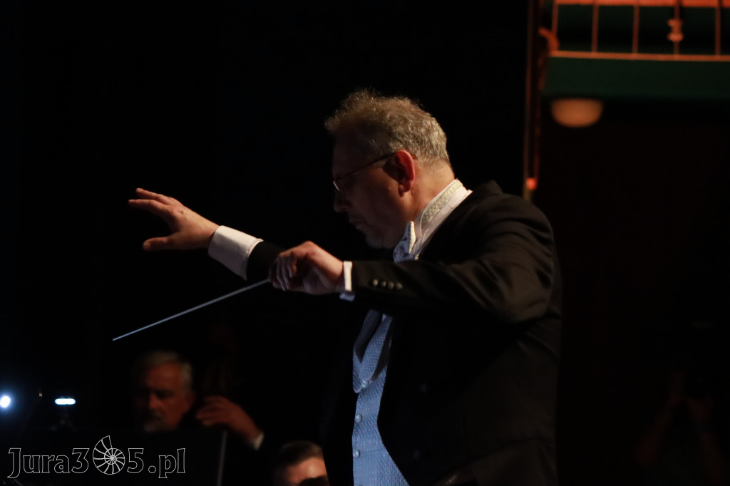 Fotorelacja I: Artyści Miastu - 110 lat Zawiercia. Koncert w Mok Zawiercie
