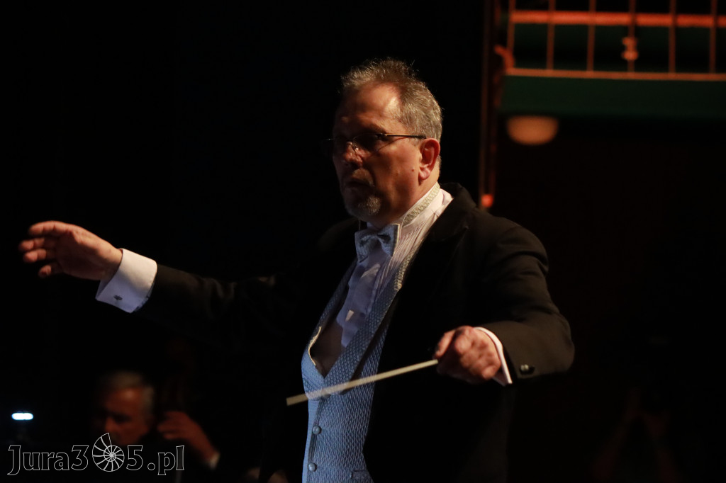 Fotorelacja I: Artyści Miastu - 110 lat Zawiercia. Koncert w Mok Zawiercie