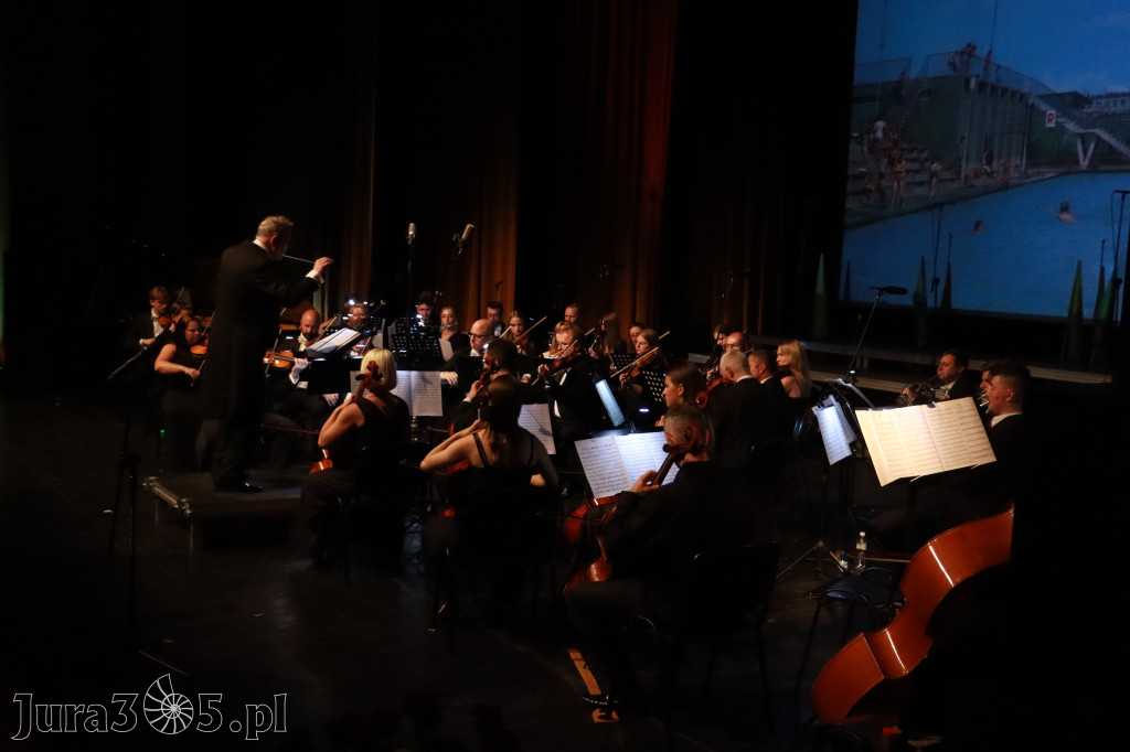 Fotorelacja I: Artyści Miastu - 110 lat Zawiercia. Koncert w Mok Zawiercie