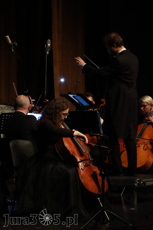 Fotorelacja I: Artyści Miastu - 110 lat Zawiercia. Koncert w Mok Zawiercie
