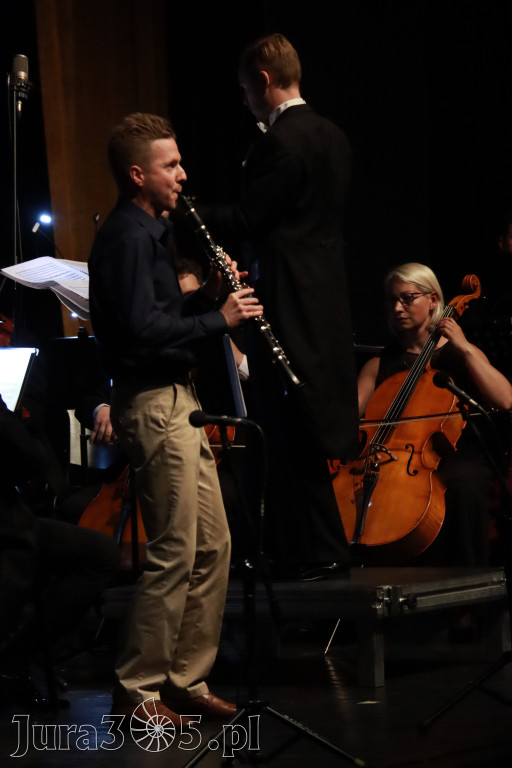 Fotorelacja I: Artyści Miastu - 110 lat Zawiercia. Koncert w Mok Zawiercie