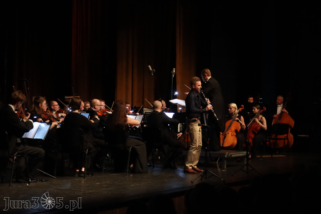 Fotorelacja I: Artyści Miastu - 110 lat Zawiercia. Koncert w Mok Zawiercie