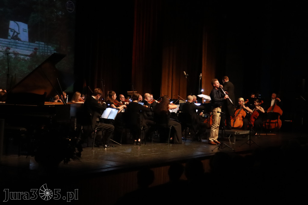 Fotorelacja I: Artyści Miastu - 110 lat Zawiercia. Koncert w Mok Zawiercie