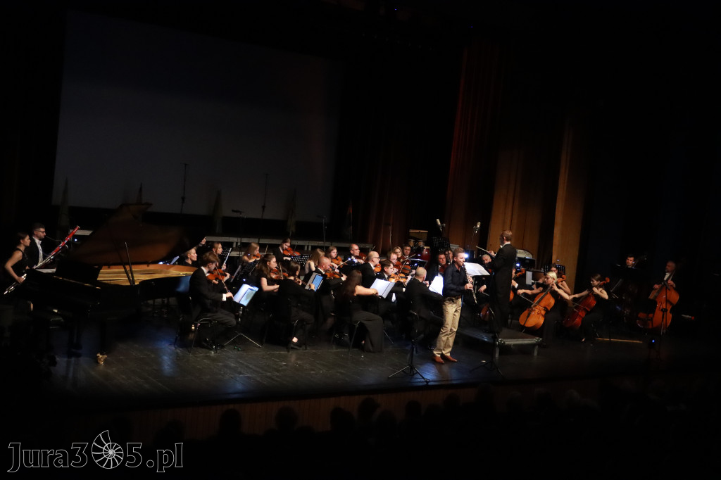 Fotorelacja I: Artyści Miastu - 110 lat Zawiercia. Koncert w Mok Zawiercie