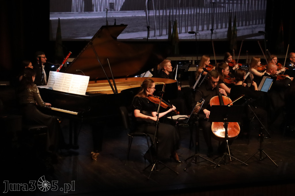 Fotorelacja I: Artyści Miastu - 110 lat Zawiercia. Koncert w Mok Zawiercie