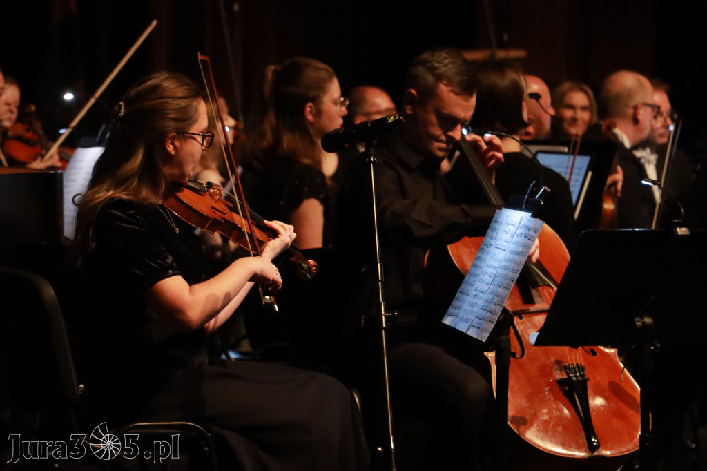 Fotorelacja I: Artyści Miastu - 110 lat Zawiercia. Koncert w Mok Zawiercie