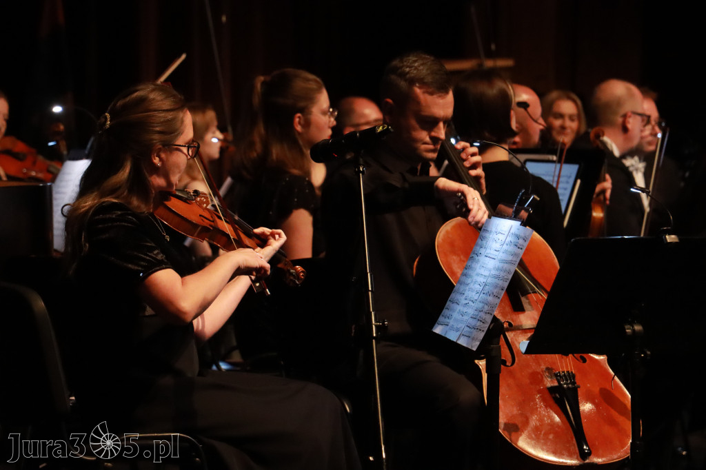Fotorelacja I: Artyści Miastu - 110 lat Zawiercia. Koncert w Mok Zawiercie