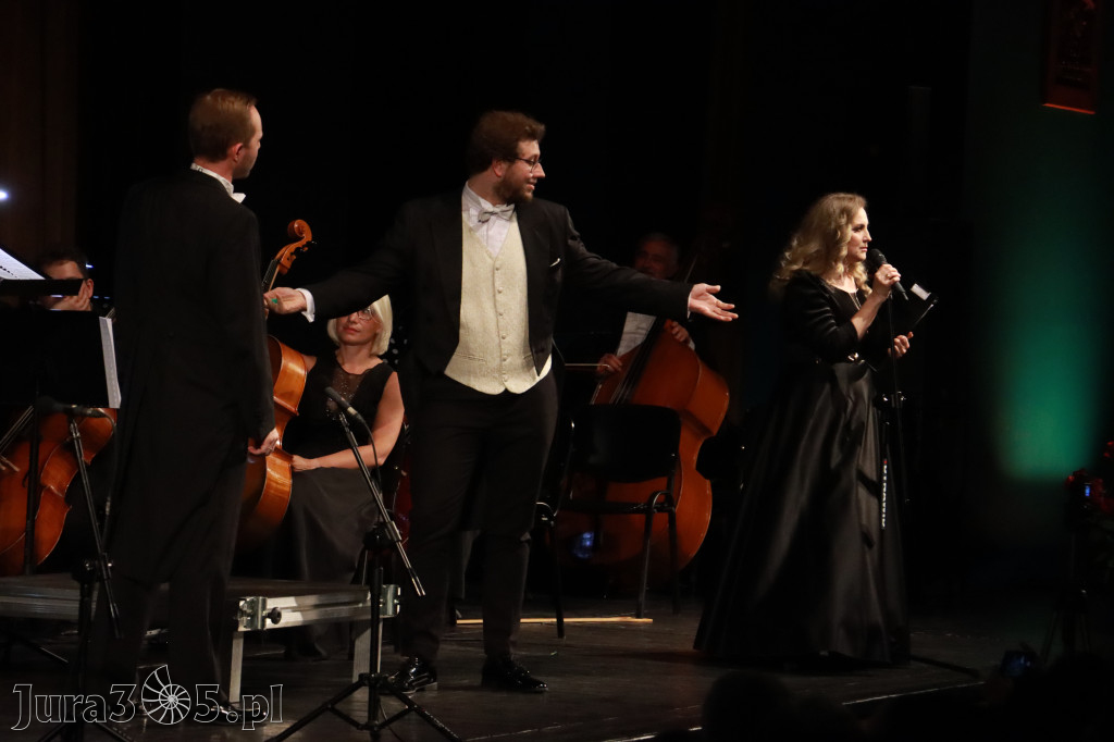 Fotorelacja I: Artyści Miastu - 110 lat Zawiercia. Koncert w Mok Zawiercie
