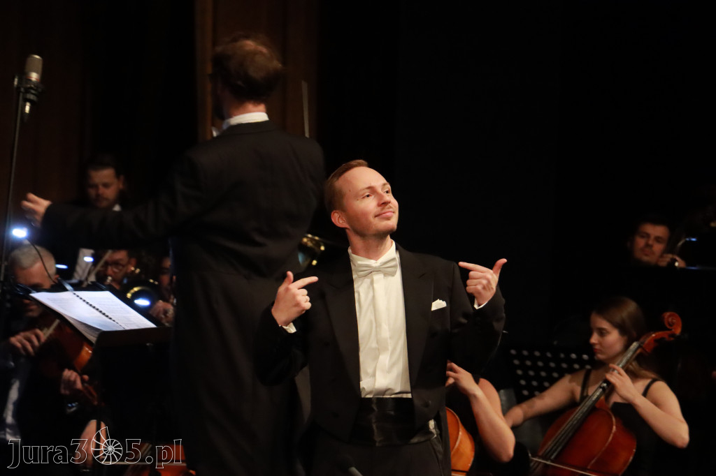 Fotorelacja I: Artyści Miastu - 110 lat Zawiercia. Koncert w Mok Zawiercie