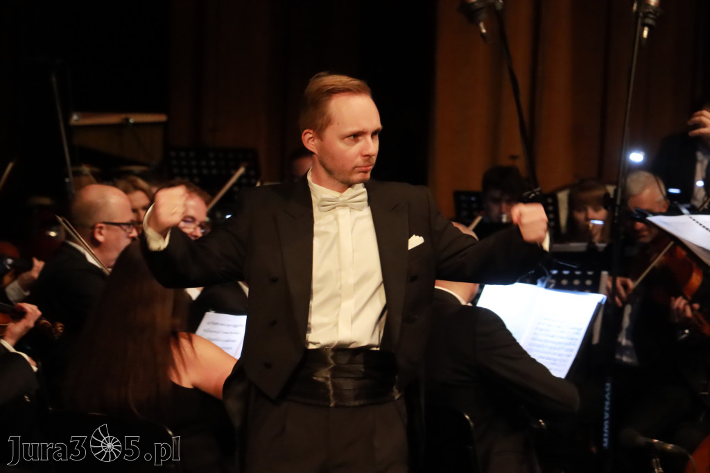 Fotorelacja I: Artyści Miastu - 110 lat Zawiercia. Koncert w Mok Zawiercie