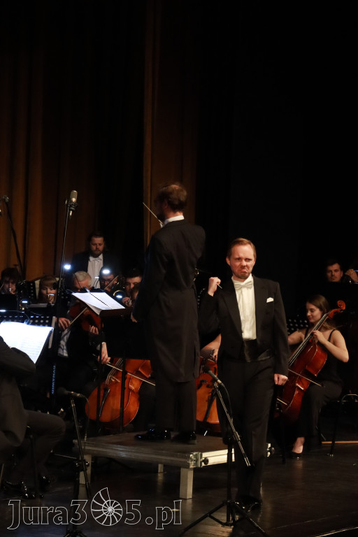 Fotorelacja I: Artyści Miastu - 110 lat Zawiercia. Koncert w Mok Zawiercie