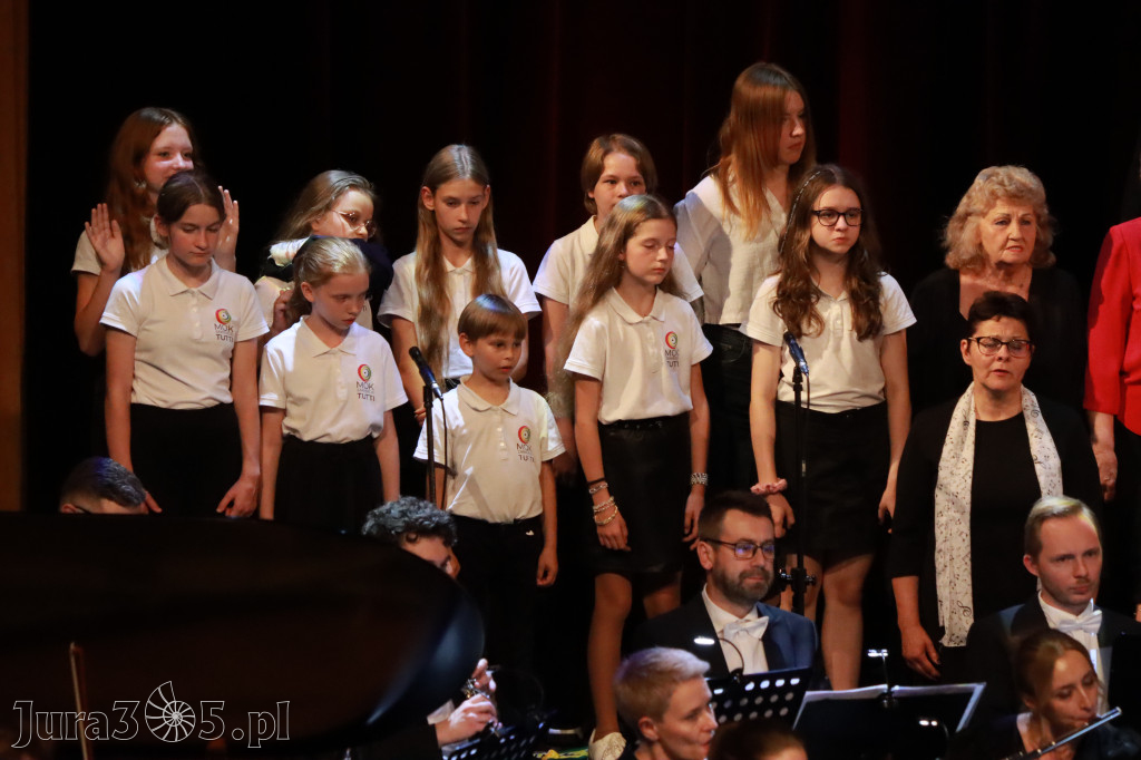 Fotorelacja II: Artyści Miastu - 110 lat Zawiercia. Koncert w Mok Zawiercie