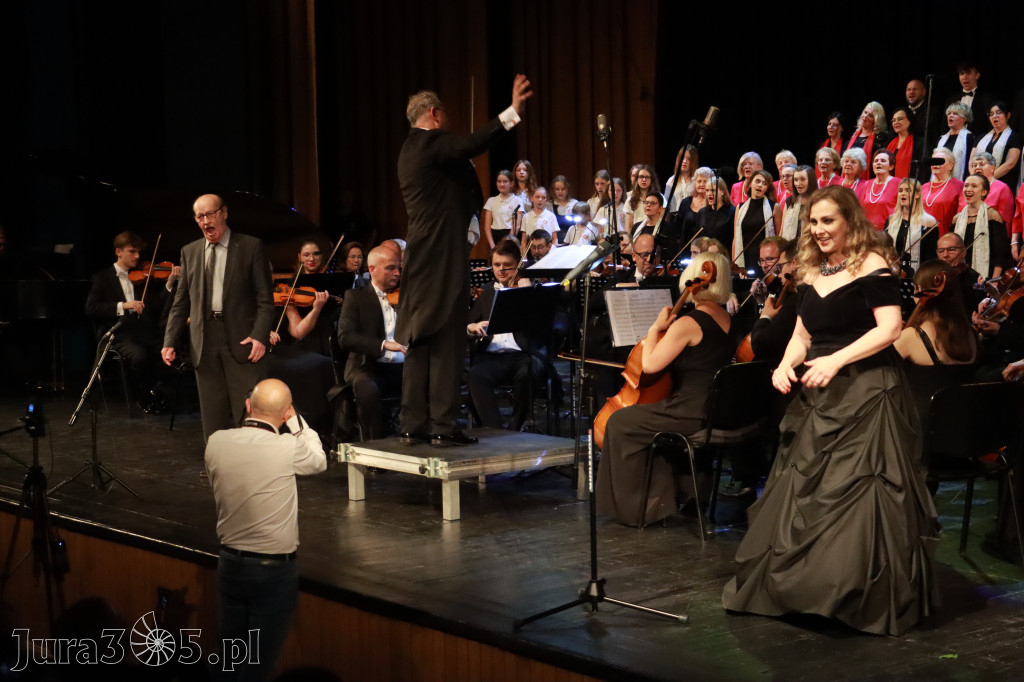 Fotorelacja II: Artyści Miastu - 110 lat Zawiercia. Koncert w Mok Zawiercie