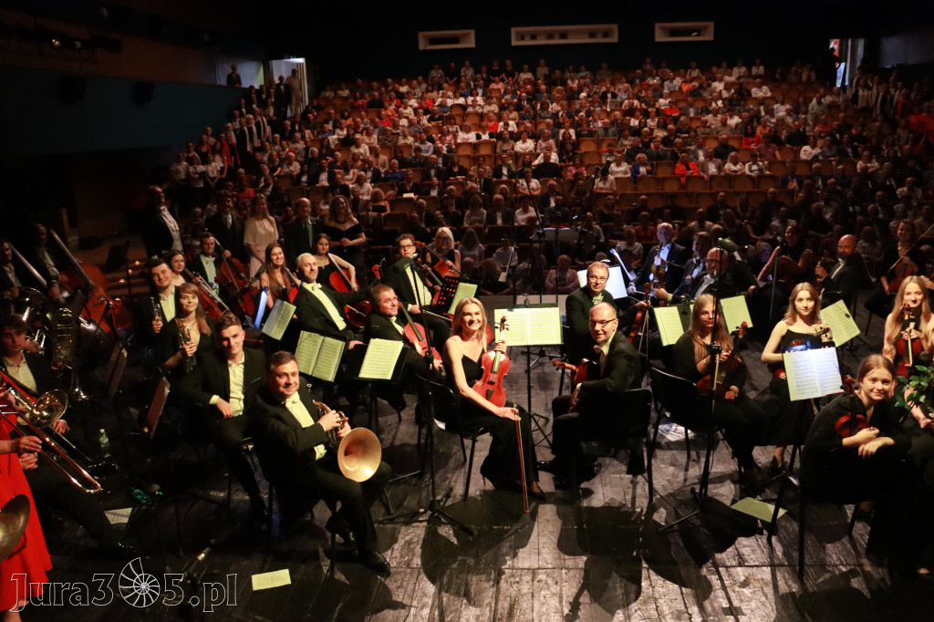 Fotorelacja II: Artyści Miastu - 110 lat Zawiercia. Koncert w Mok Zawiercie
