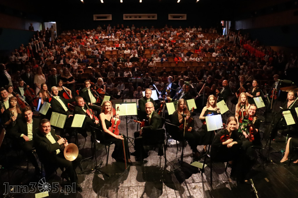 Fotorelacja II: Artyści Miastu - 110 lat Zawiercia. Koncert w Mok Zawiercie