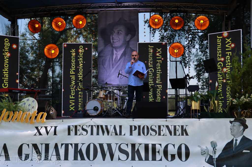 Fotorelacja I: XVI Ogólnopolski Festiwal Piosenek Janusza Gniatkowskiego w Poraju