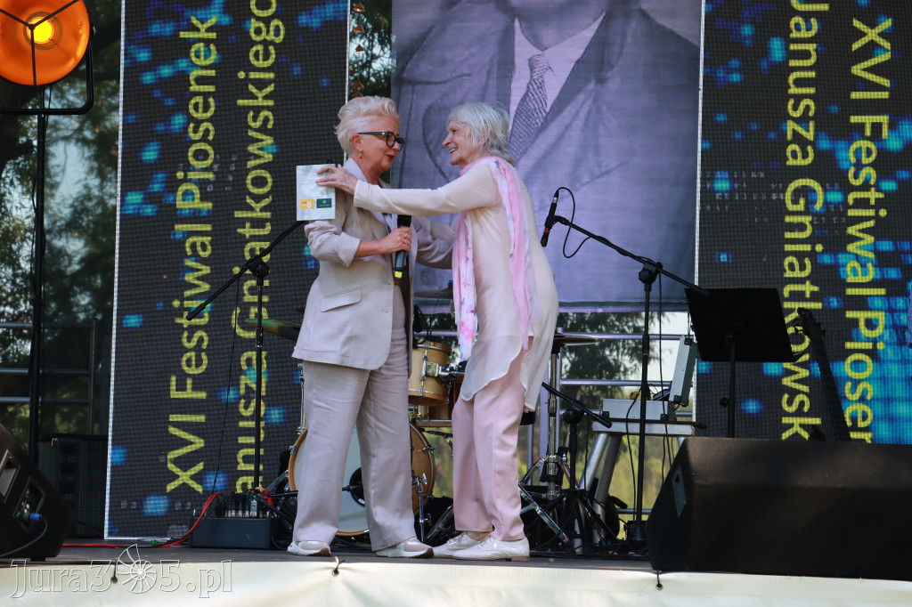 Fotorelacja I: XVI Ogólnopolski Festiwal Piosenek Janusza Gniatkowskiego w Poraju