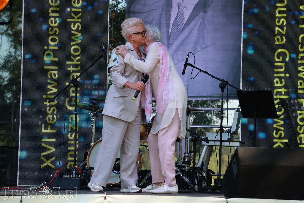 Fotorelacja I: XVI Ogólnopolski Festiwal Piosenek Janusza Gniatkowskiego w Poraju