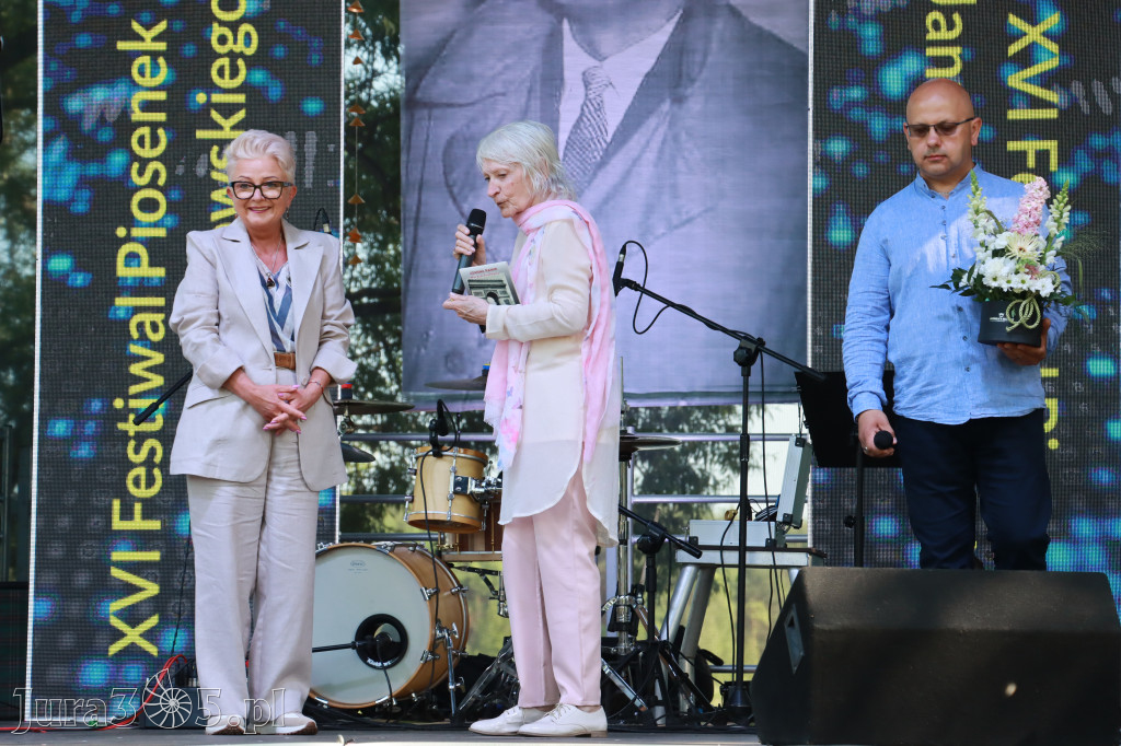 Fotorelacja I: XVI Ogólnopolski Festiwal Piosenek Janusza Gniatkowskiego w Poraju