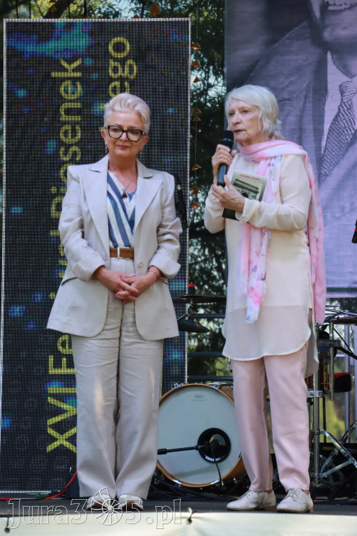 Fotorelacja I: XVI Ogólnopolski Festiwal Piosenek Janusza Gniatkowskiego w Poraju
