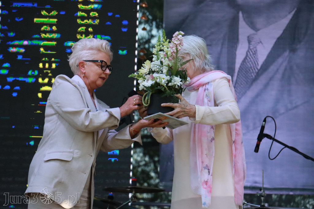 Fotorelacja I: XVI Ogólnopolski Festiwal Piosenek Janusza Gniatkowskiego w Poraju