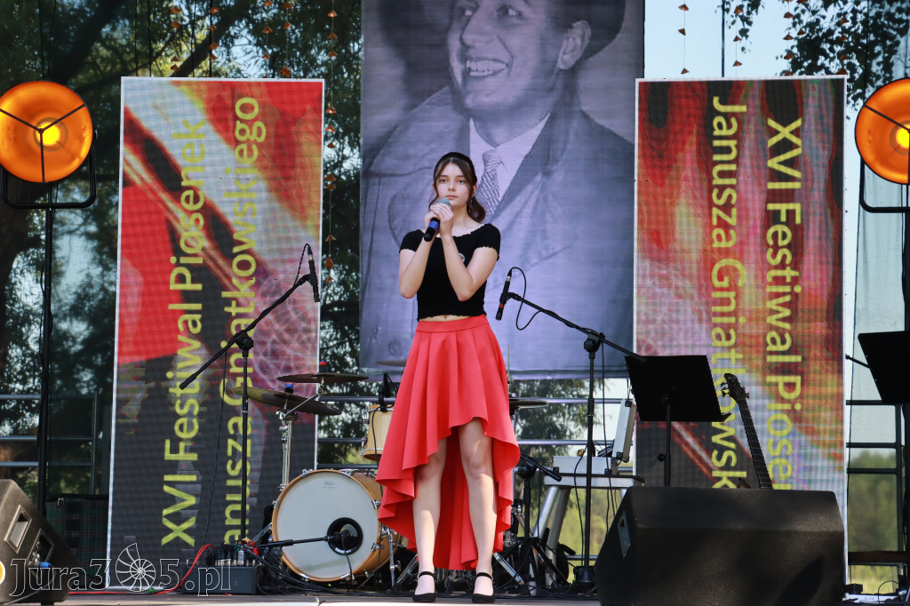 Fotorelacja I: XVI Ogólnopolski Festiwal Piosenek Janusza Gniatkowskiego w Poraju