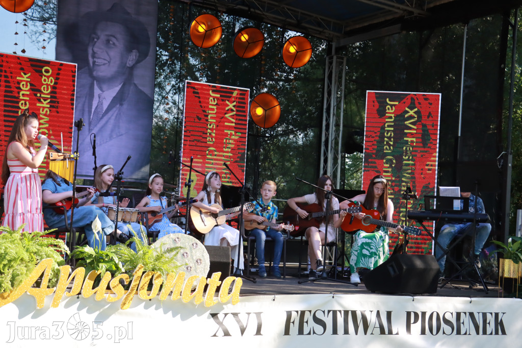 Fotorelacja I: XVI Ogólnopolski Festiwal Piosenek Janusza Gniatkowskiego w Poraju