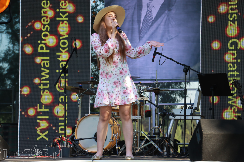 Fotorelacja I: XVI Ogólnopolski Festiwal Piosenek Janusza Gniatkowskiego w Poraju