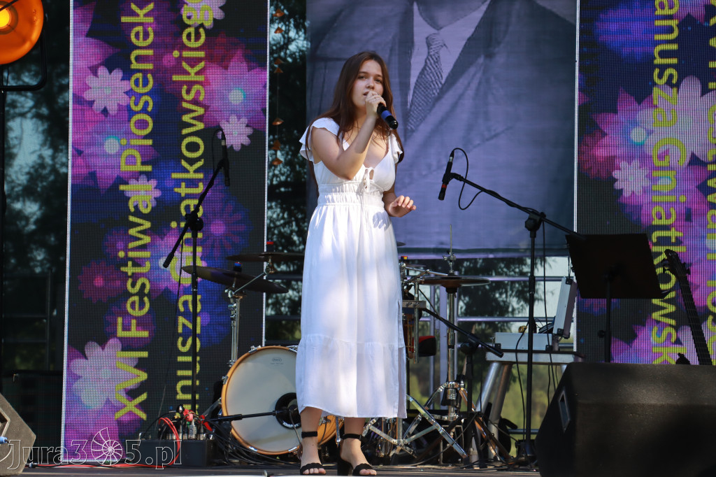 Fotorelacja I: XVI Ogólnopolski Festiwal Piosenek Janusza Gniatkowskiego w Poraju