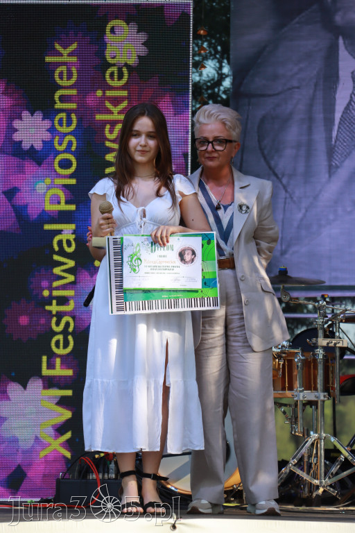 Fotorelacja I: XVI Ogólnopolski Festiwal Piosenek Janusza Gniatkowskiego w Poraju