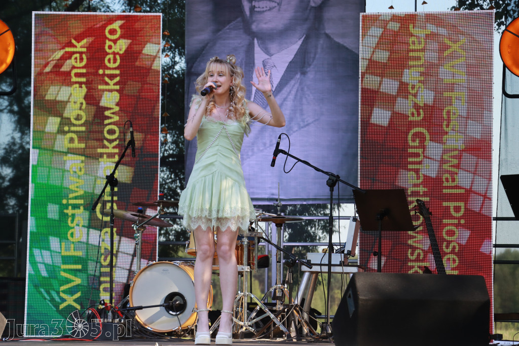 Fotorelacja I: XVI Ogólnopolski Festiwal Piosenek Janusza Gniatkowskiego w Poraju