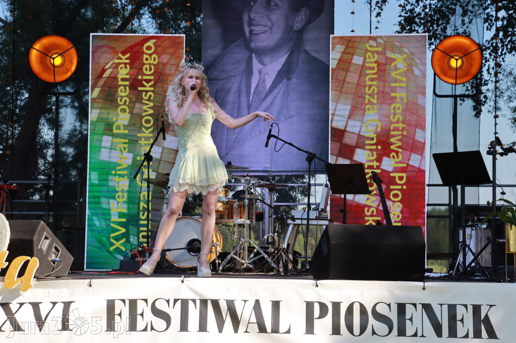 Fotorelacja I: XVI Ogólnopolski Festiwal Piosenek Janusza Gniatkowskiego w Poraju