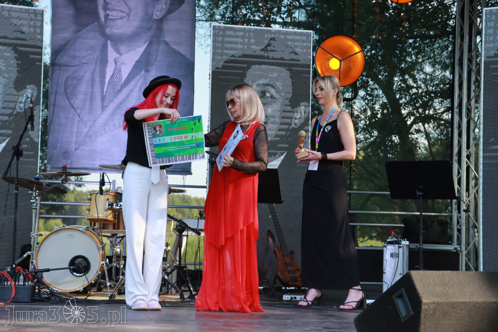 Fotorelacja I: XVI Ogólnopolski Festiwal Piosenek Janusza Gniatkowskiego w Poraju