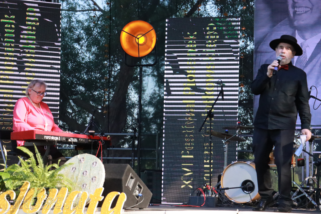 Fotorelacja I: XVI Ogólnopolski Festiwal Piosenek Janusza Gniatkowskiego w Poraju