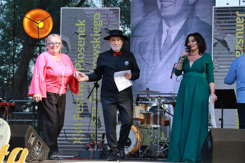 Fotorelacja I: XVI Ogólnopolski Festiwal Piosenek Janusza Gniatkowskiego w Poraju