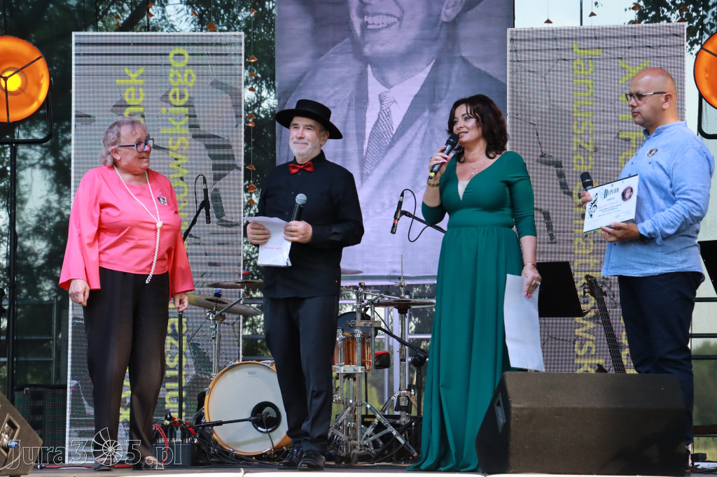 Fotorelacja I: XVI Ogólnopolski Festiwal Piosenek Janusza Gniatkowskiego w Poraju