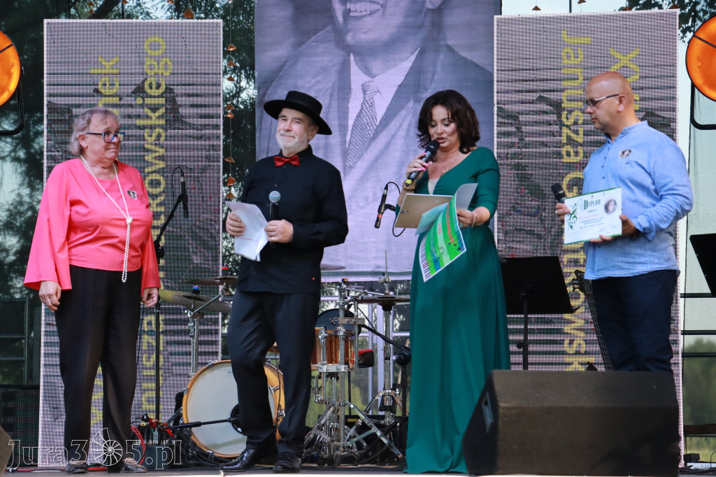 Fotorelacja I: XVI Ogólnopolski Festiwal Piosenek Janusza Gniatkowskiego w Poraju
