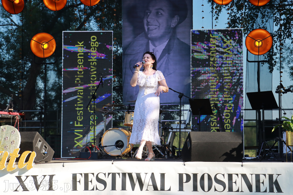 Fotorelacja I: XVI Ogólnopolski Festiwal Piosenek Janusza Gniatkowskiego w Poraju