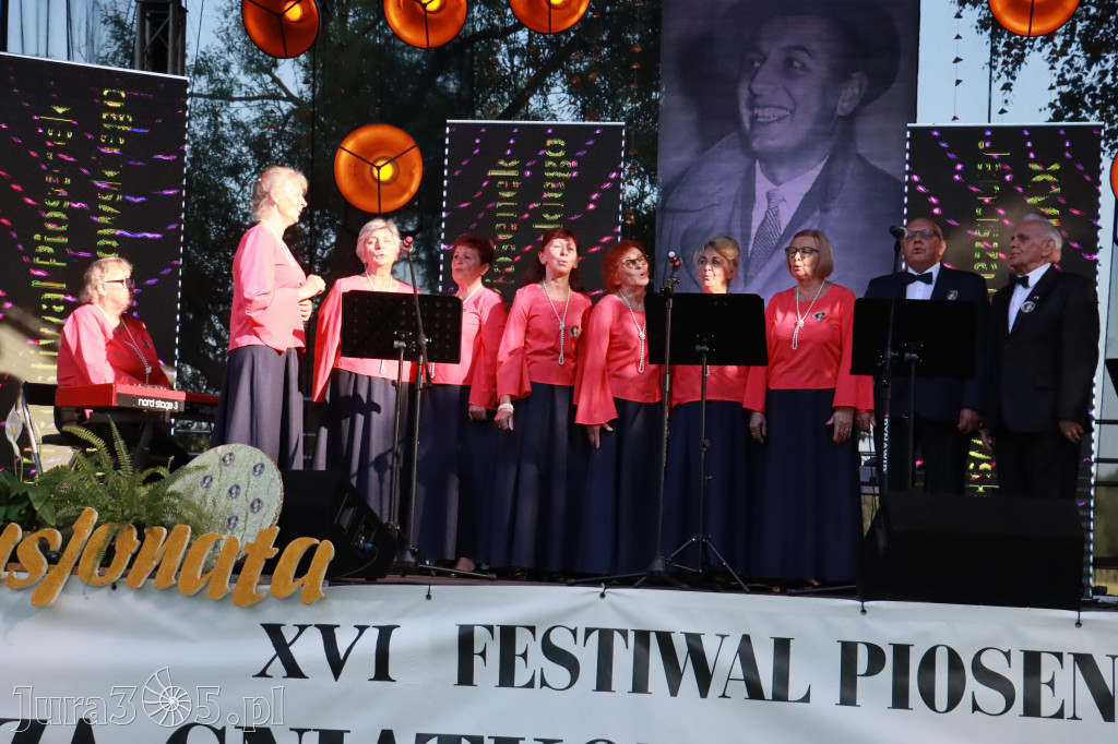 Fotorelacja II: XVI Ogólnopolski Festiwal Piosenek Janusza Gniatkowskiego w Poraju