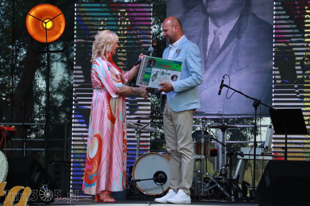 Fotorelacja II: XVI Ogólnopolski Festiwal Piosenek Janusza Gniatkowskiego w Poraju