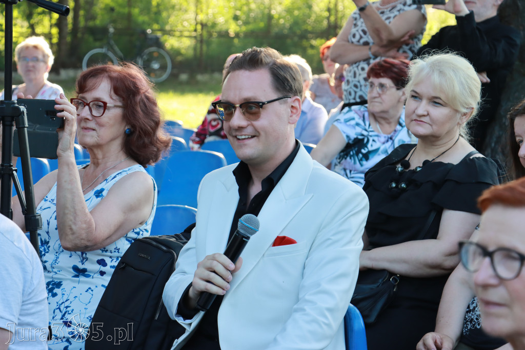 Fotorelacja II: XVI Ogólnopolski Festiwal Piosenek Janusza Gniatkowskiego w Poraju