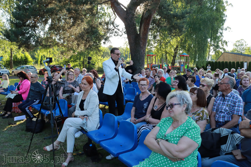 Fotorelacja II: XVI Ogólnopolski Festiwal Piosenek Janusza Gniatkowskiego w Poraju