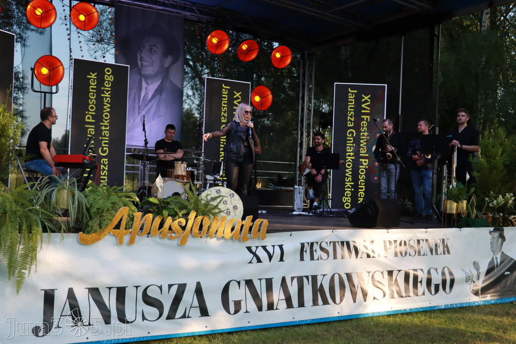 Fotorelacja II: XVI Ogólnopolski Festiwal Piosenek Janusza Gniatkowskiego w Poraju