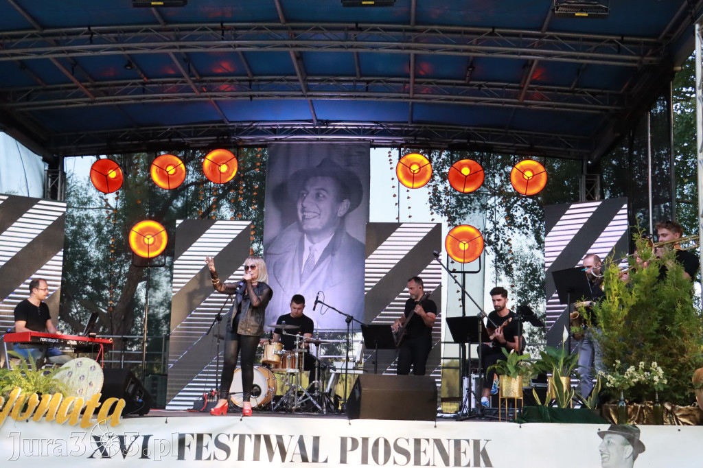 Fotorelacja II: XVI Ogólnopolski Festiwal Piosenek Janusza Gniatkowskiego w Poraju