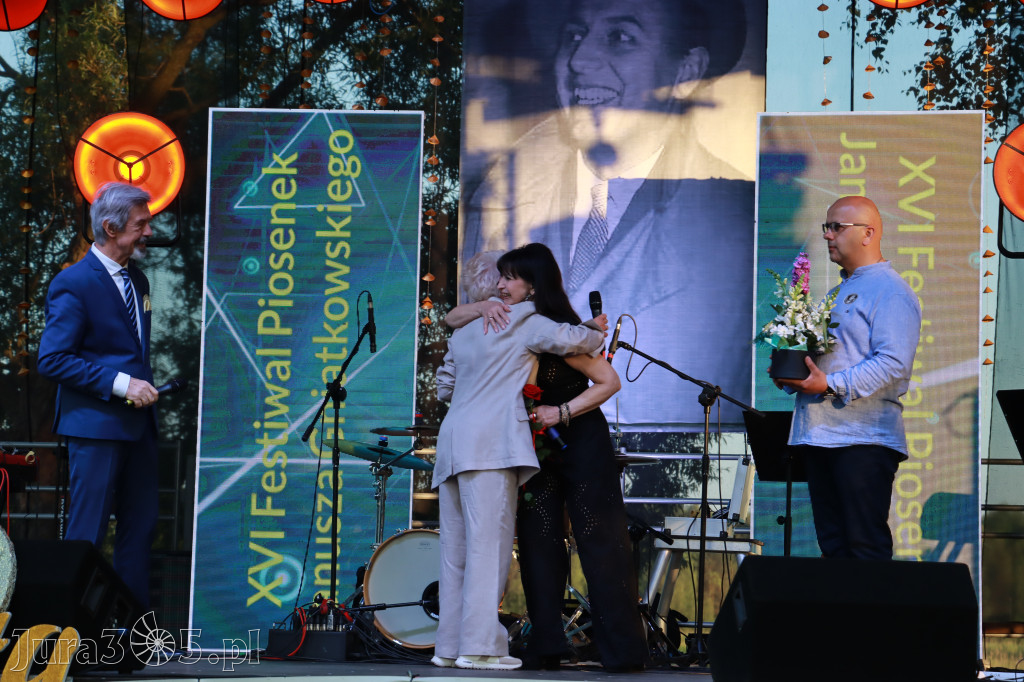 Fotorelacja II: XVI Ogólnopolski Festiwal Piosenek Janusza Gniatkowskiego w Poraju