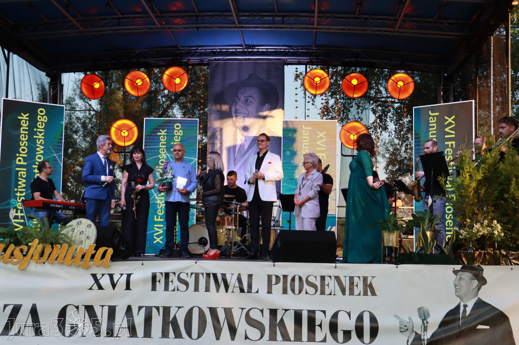 Fotorelacja II: XVI Ogólnopolski Festiwal Piosenek Janusza Gniatkowskiego w Poraju