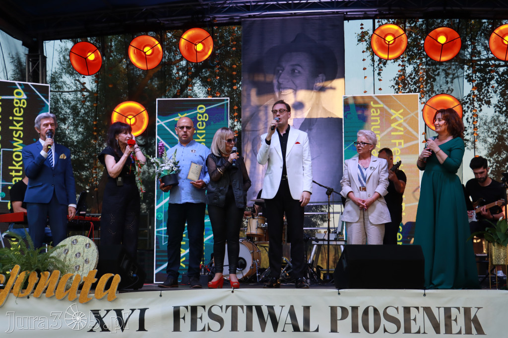 Fotorelacja II: XVI Ogólnopolski Festiwal Piosenek Janusza Gniatkowskiego w Poraju